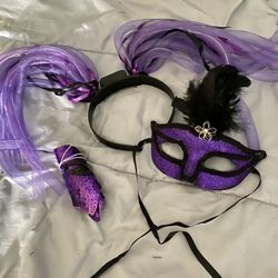 Purple Halloween Mascaraed  Masks 