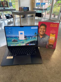 15" MacBook Air 3.4GHz M3 (8-Core) - Upgraded Storage!