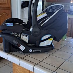 Graco Carseat