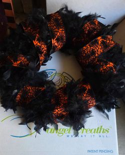 NEW Halloween Black Feather Boa Wreath Spider Web Ribbon 20” – Angel Wreaths