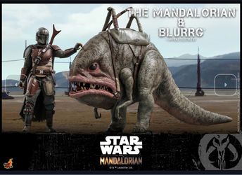 Hot Toys The Mandalorian and Blurrg