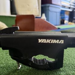 Yakima Front Loader