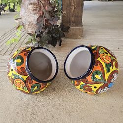 Blue Rim Small Leaning Talavera. Clay Pots. Planters. Plants. Pottery $35 cada uno