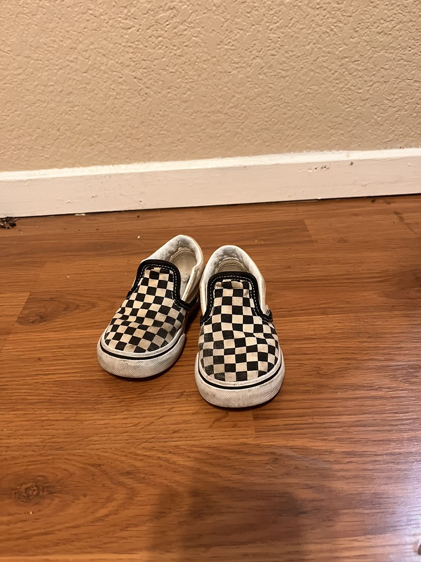 Toddler 6.5 Vans 