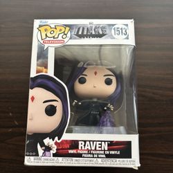 Funko Pop! Titans Raven #1513 (Box Wear)