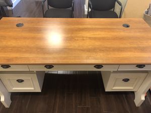 New And Used Desk With Hutch For Sale In Deerfield Beach Fl Offerup