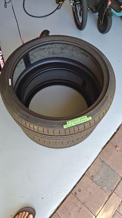 Tesla Tire - Pirelli P Zero 235/35 R20