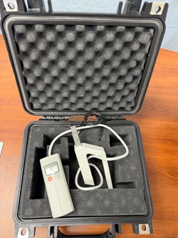 SMC IZH10 Handheld Electrostatic ESD Meter ±20kV w/ Sensor & Hard Case