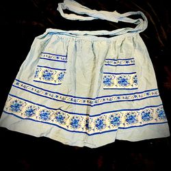Vintage Mid Century 1940s 50s Hand sewn half kitchen apron with 2 pockets blue gingham and flowers vintage textile fabric