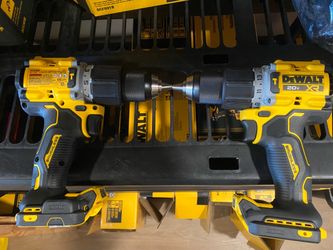 DeWalt 20V XR hammer drill (tool only-no pila