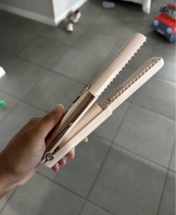 Brand new cordless hair straightener
