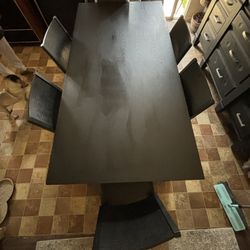 Black Dinning Table