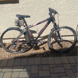 Trek 6700 Mountain Bike