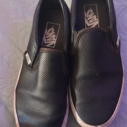 Women’s Size 7 Vans 