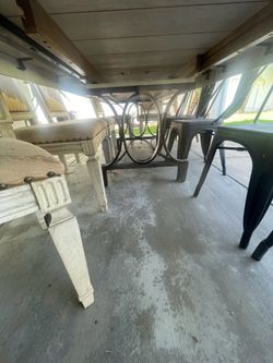 Dinning table / buffet