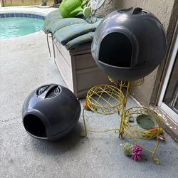 Cat litter spheres
