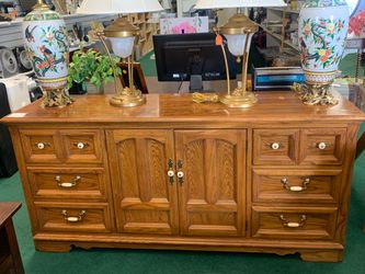 Oak Wood Dresser with Drawers and Cabinet
