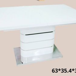 DINING TABLE NEW IN BOX 