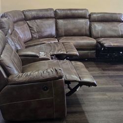 L shaped sofa with Recliners