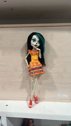 Monster high doll Skellita