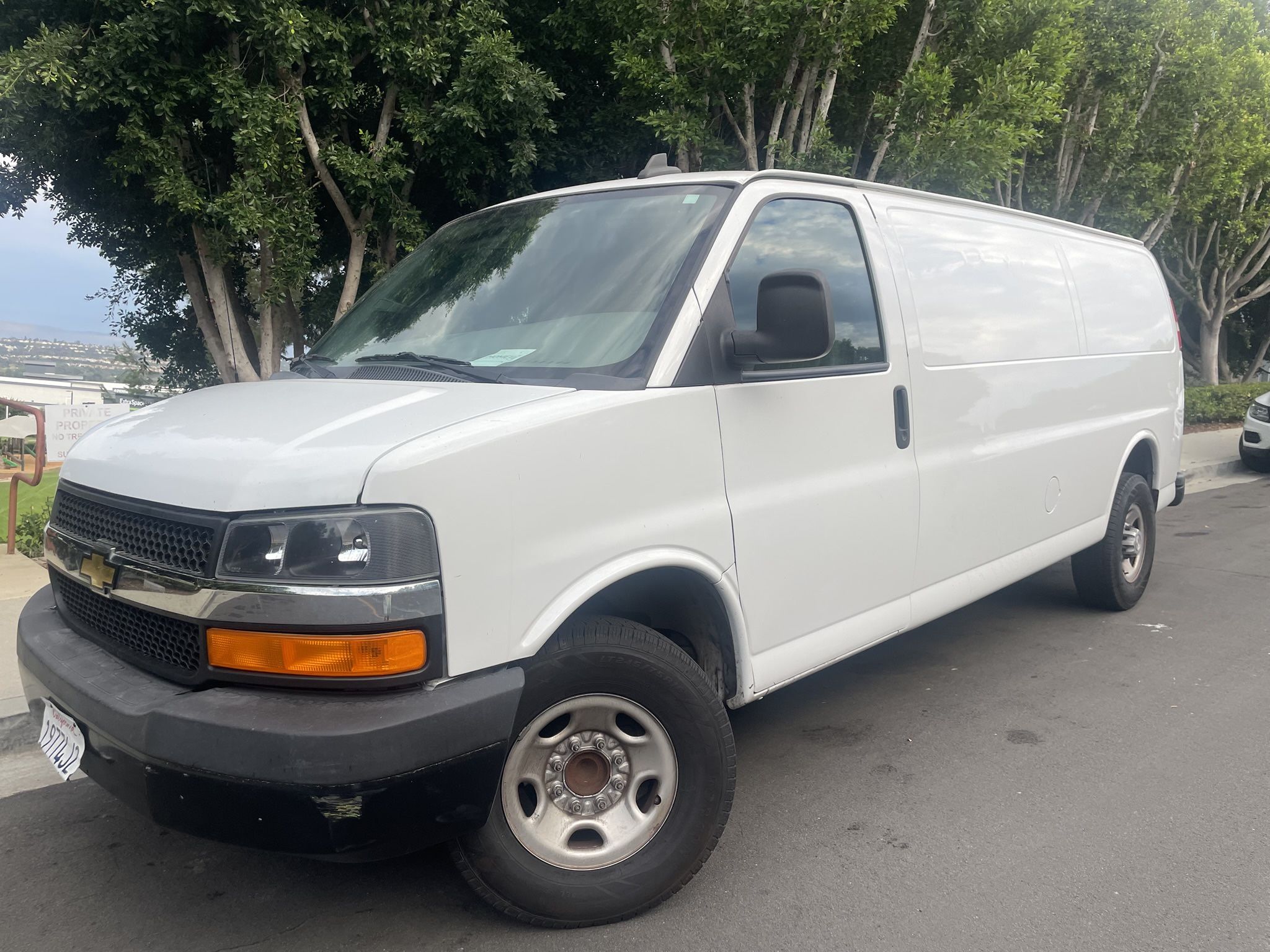 2025 Chevy Express 4.3L Engine (100 Hours)