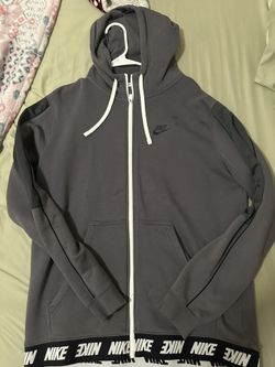 Nike Sweater