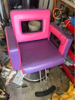 Barber chair