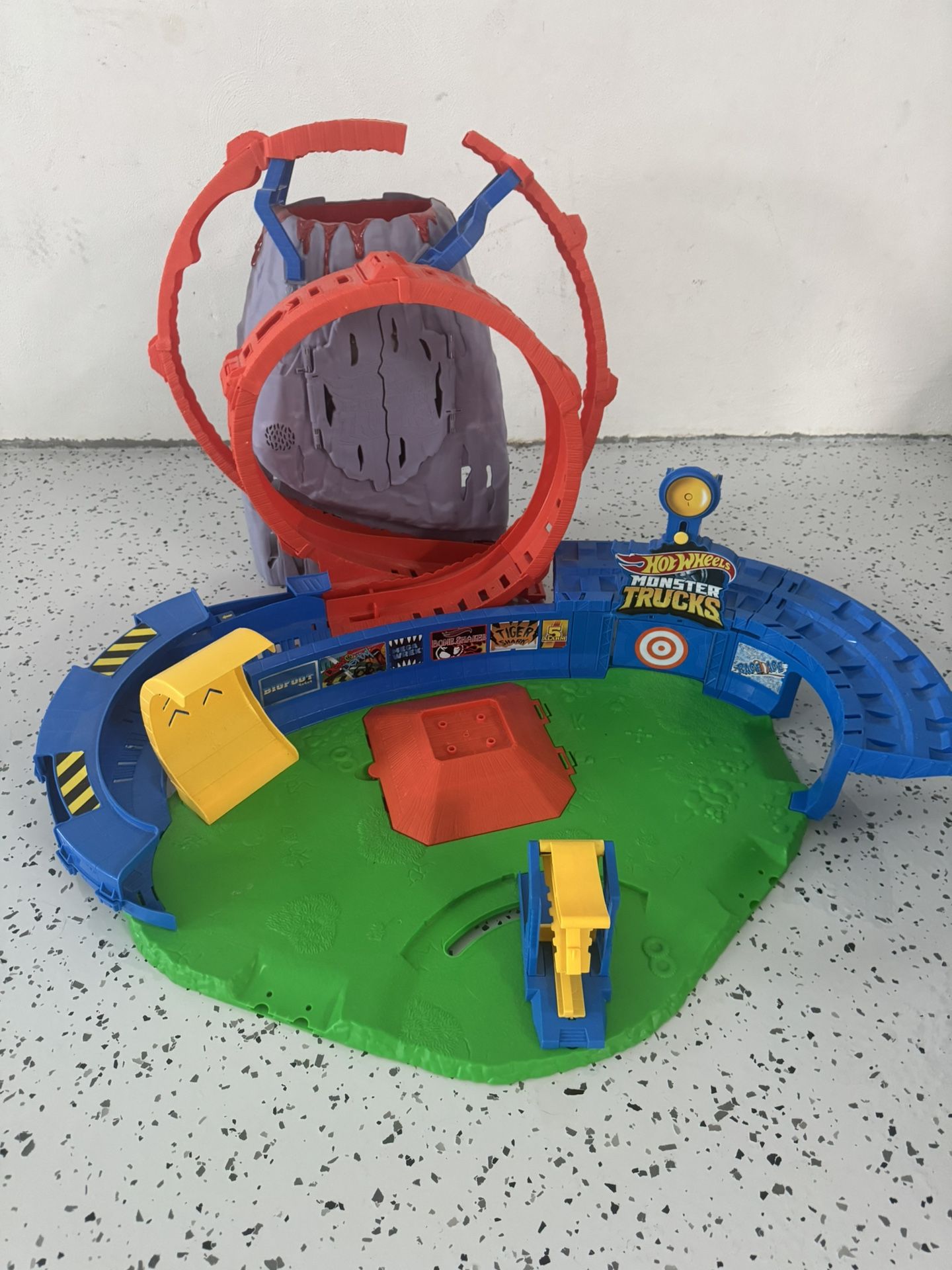Monster Jam TRex Volcano