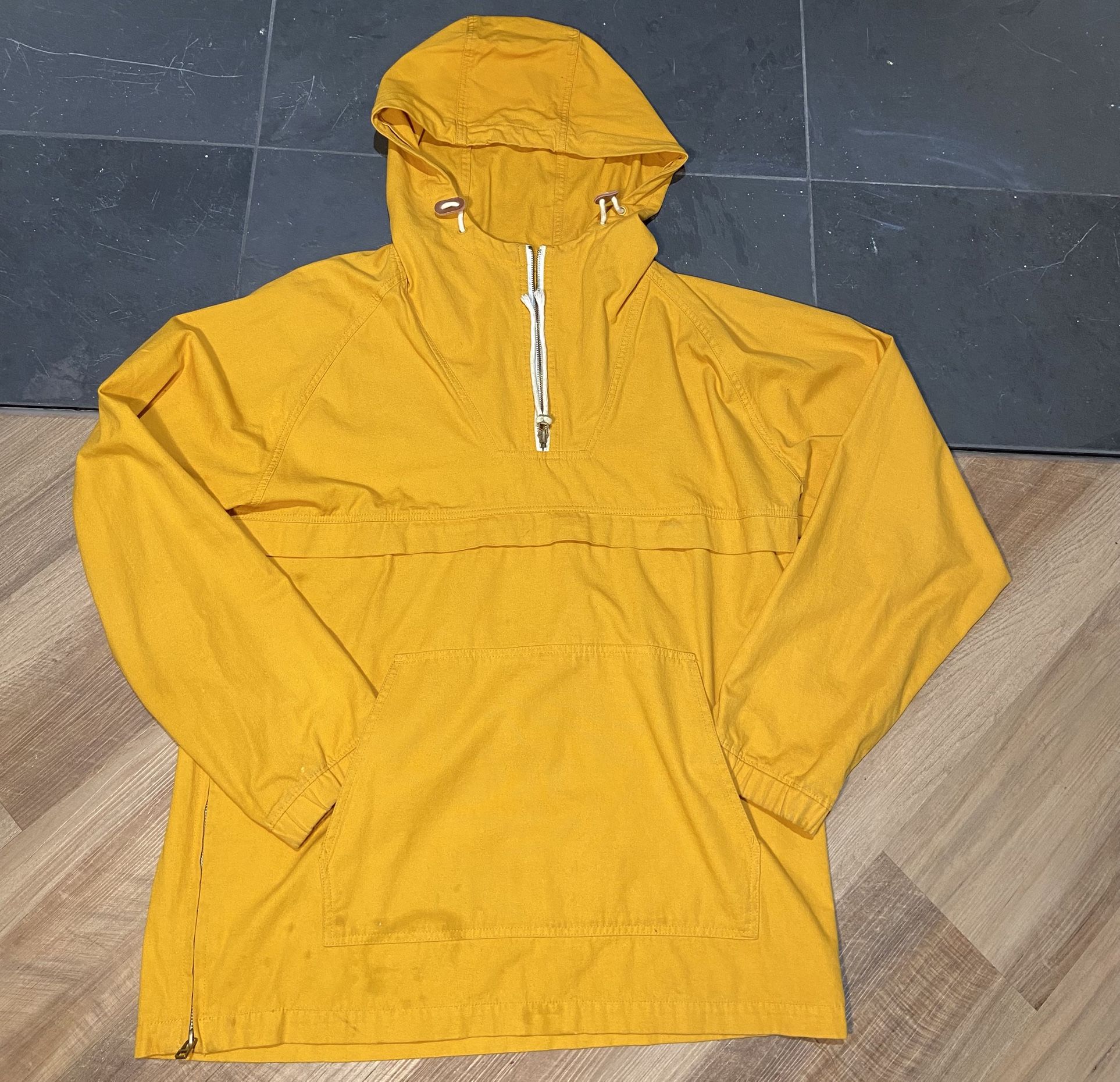 Jacket / Sweater 🥼