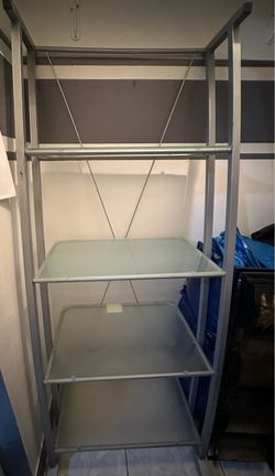 Bookshelf stand