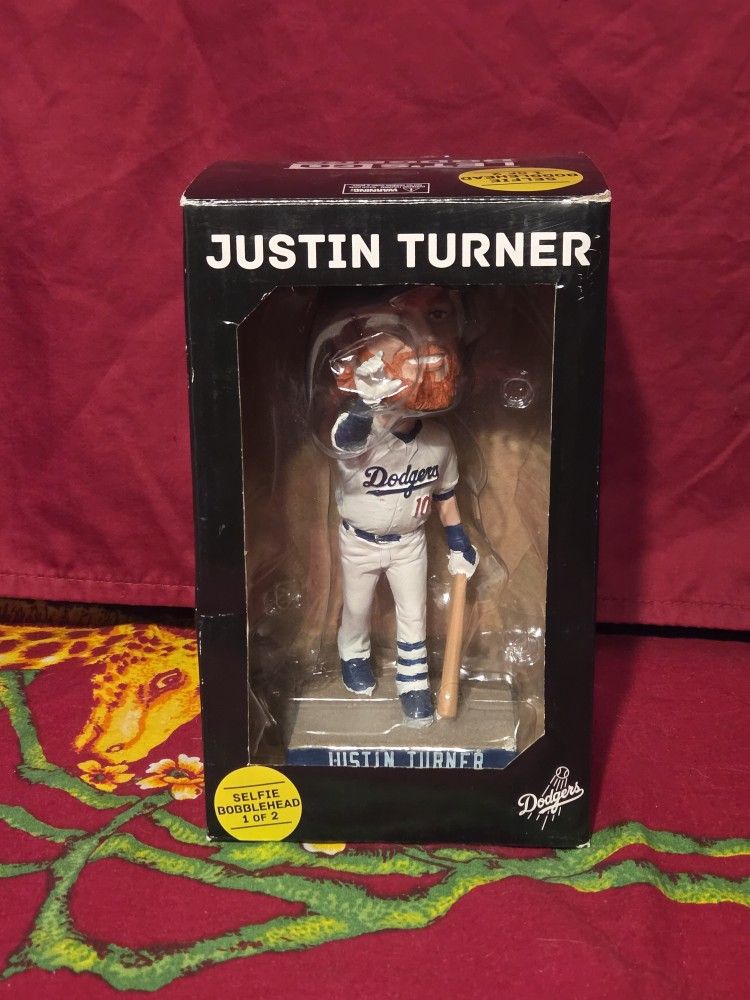 Justin Turner Bobble Head