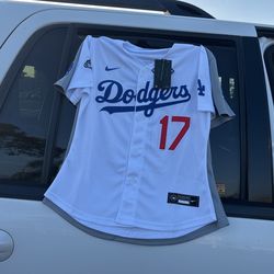 Women Dodgers Jersey Size S