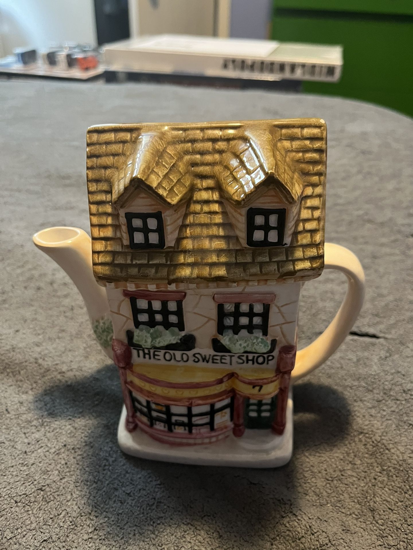 1994 Cardinal Inc Ceramic The Book Shop House 6" Tea Pot With Lid