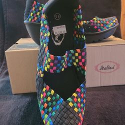 New 8.5 Woman's Italina Black & Silver Shoes