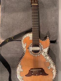 12-string bajo sexto