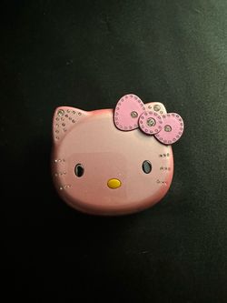 Hello kitty flip phone