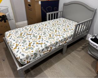 Delta toddler bed frame and mattress