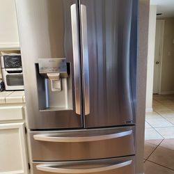 LG Refrigerator, Stainless Steel, 70"ht, 36"wt and 32" deep