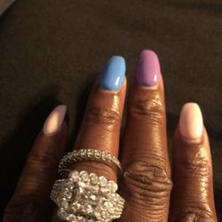 3 1/2 carat diamonds no flaws stunning. Retail $11,000 asking $3000Have retail receipts. Text me will not last long!!!