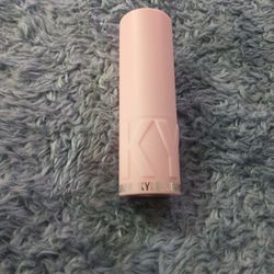 Kylie Jenner Lipstick 