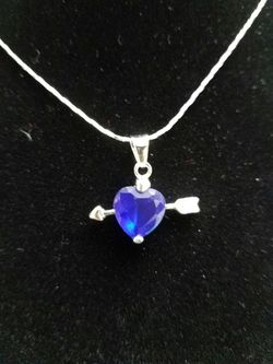 925 Sterling silver Hart pendant with chain great for valentine gift