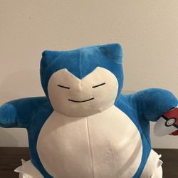 NWT Official 13" Snorlax Plush