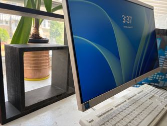 HP 21.5 inch ALL -IN -ONE desktop