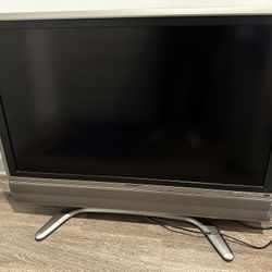 Sharp Aquos LCD Tv