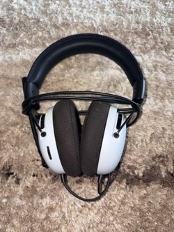 Onn. Gaming headset