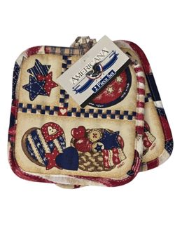 Americana 2 Piece Patriotic Pot Holder Set Quilt Buttons 90s Hearts Stars