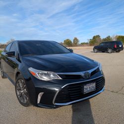 Toyota Avalon XLE 2017
