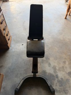 Body-Solid Adjustable Weight Bench