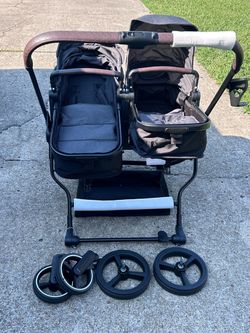 Double infant/toddler stroller 2 seats