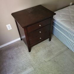 2 End Tables